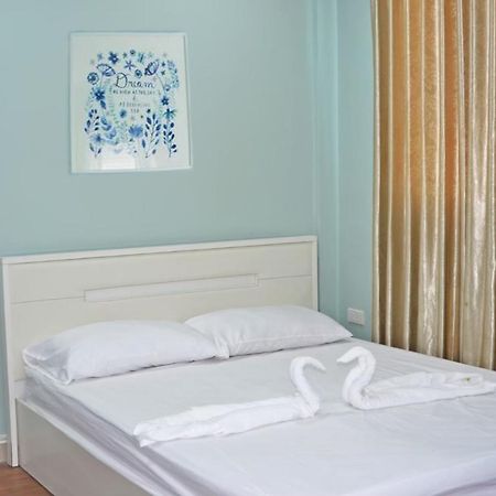 Baanpin Hotel & Cafe Μπανγκόκ Εξωτερικό φωτογραφία
